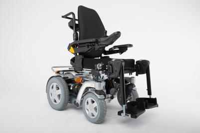  Silla de ruedas eléctrica Invacare Storm 4 X-Plore con tracción trasera y suspensión en las 4 ruedas