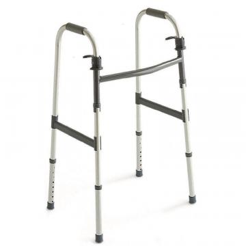 El Invacare Brio es un caminador hecho de aluminio anodizado, muy ligero y resistente