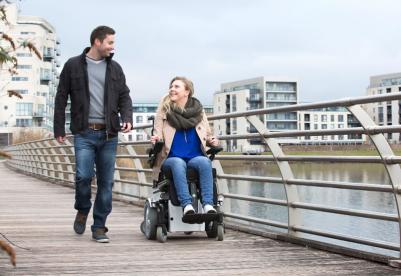 Sillas de ruedas eléctricas de chasis rígido