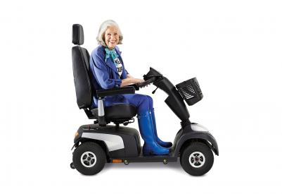 Invacare Scooter eléctrico Comet Alpine para conducir por todo tipo de terrenos. Suspensión de asiento y elevación eléctrica. 