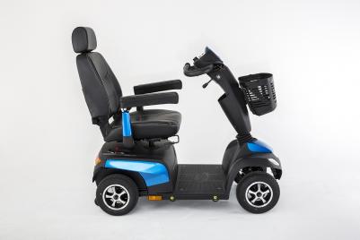Invacare Scooter eléctrico Orion Metro disponible en versión 3 o 4 ruedas. Ruedas neumáticas de 11 pulgadas 