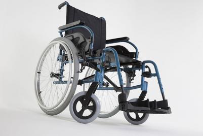 Silla de ruedas manual Invacare Action 1R chasis de acero plegable por cruceta