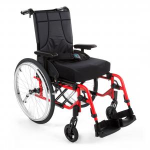 Silla de ruedas manual semi activa Invacare Action 4 NG reposabrazos y reposapiés extraíbles