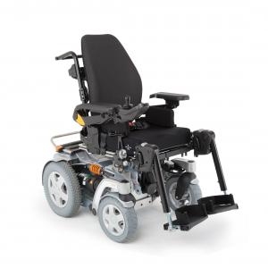 Silla de ruedas eléctrica Invacare Storm 4 X-Plore con tracción trasera y suspensión en las 4 ruedas