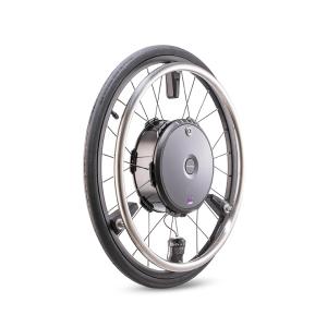 Dispositivo de ayuda a la propulsión Invacare Alber E-motion para sillas de ruedas manuales.