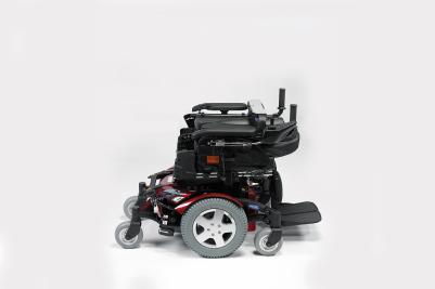 Silla de ruedas eléctrica Invacare TDX SP2 máxima estabilidad y seguridad gracias a la función StabilityLock