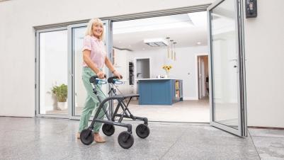 Rollator Invacare Dolomite Gloss chasis pegable